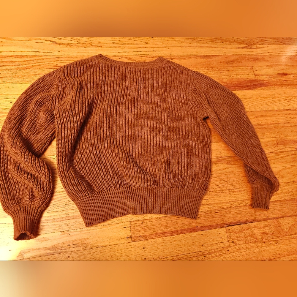 GAP Women's Chestnut Ribbed Crewneck Sweater